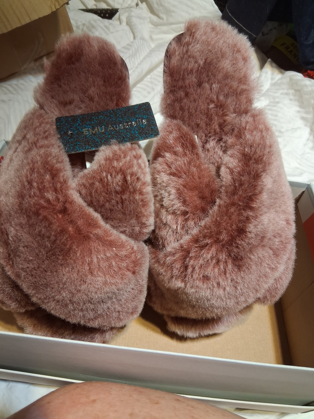 NWT Emu Plush Mayberry  Shearling Slide Slippers in Frost Berry Womens 8